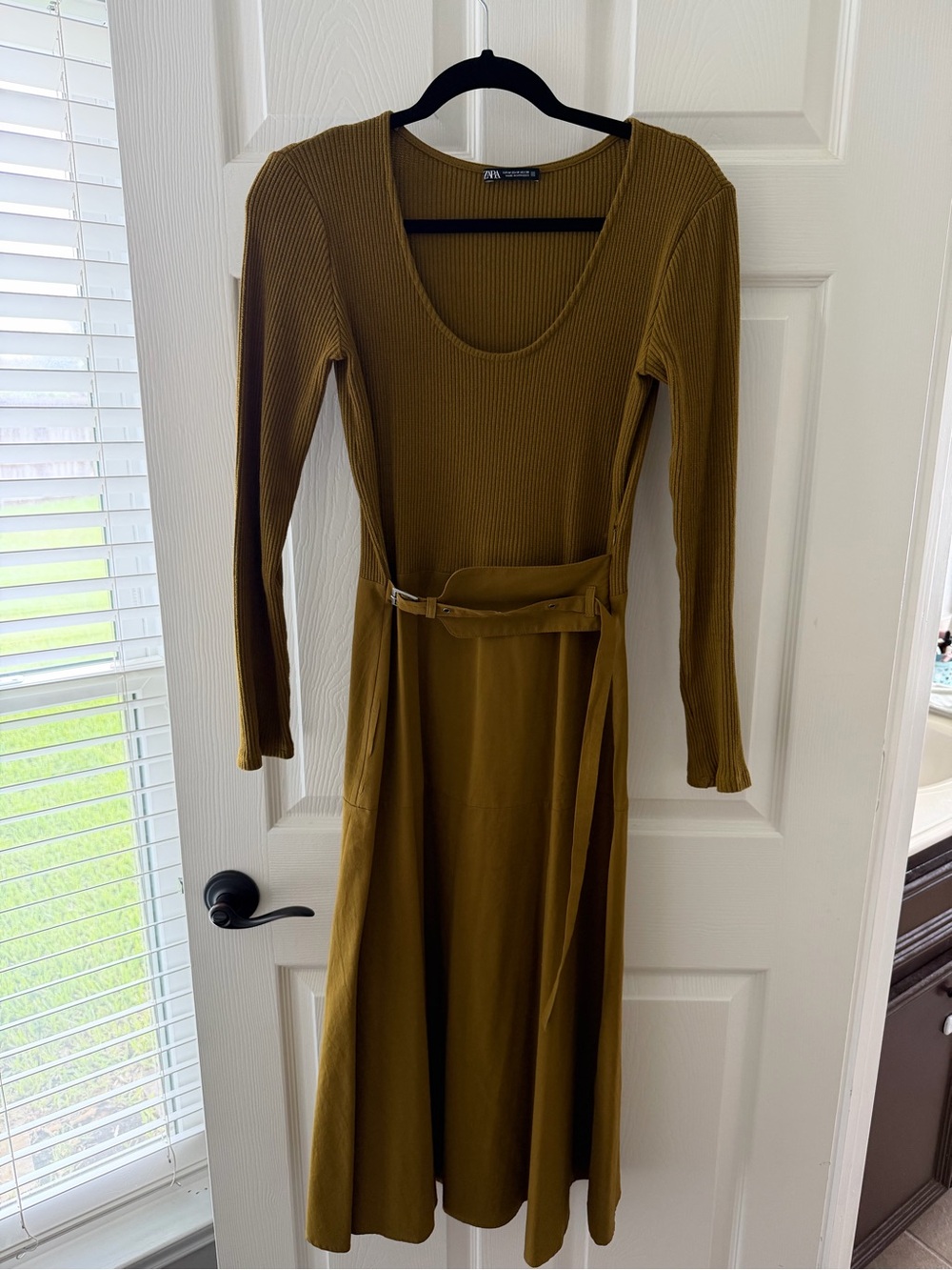 Zara Olive Green Long Sleeve Ribbed Belted Midi Dress